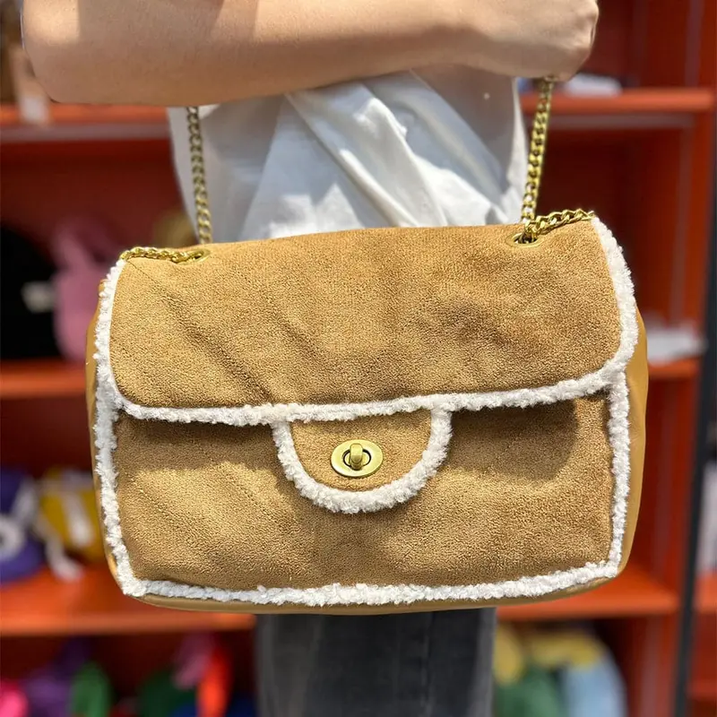 Ag Collective Fashionable Chain Shoulder Bag Large Capacity Elegant Women's Bag 1