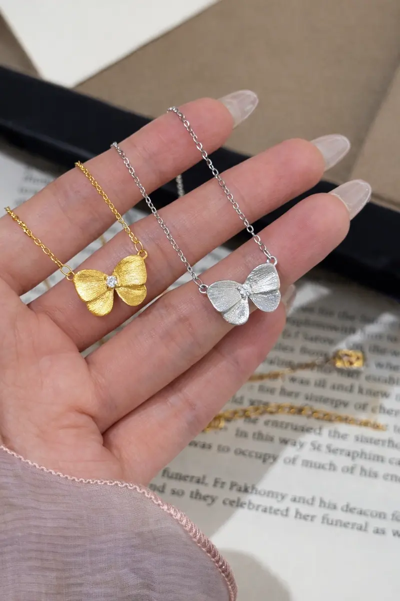 Ag Collective Jewelry – Grace Bow Necklace 2