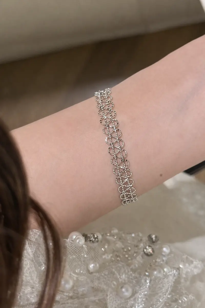 Ag Collective Jewelry – Infinity Lace Bracelet (Gold / Silver) 2