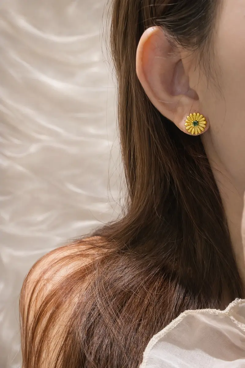 Ag Collective Jewelry – Verdant Bloom Stud Earrings 1