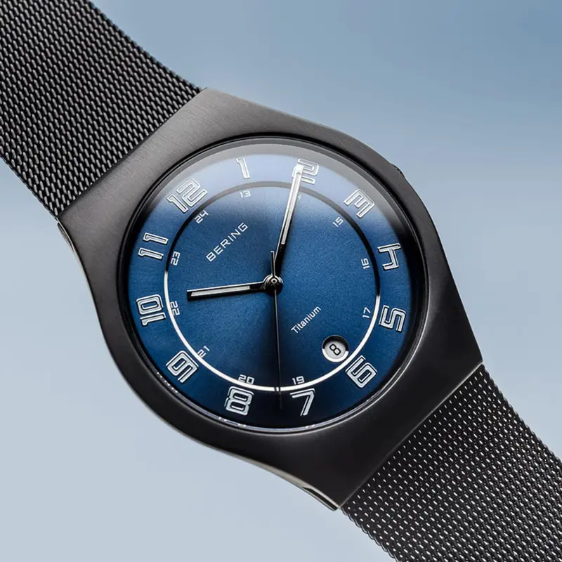 Bering 11937-227 Classic Men's Watch 2