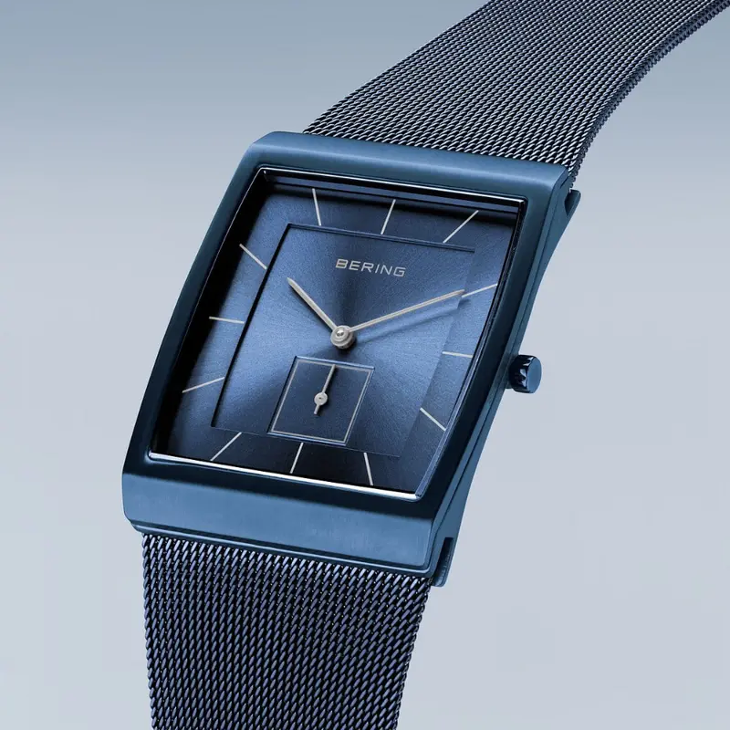 Bering Classic Blue Dial And Milanese Strap Men Watch 16033-397 2