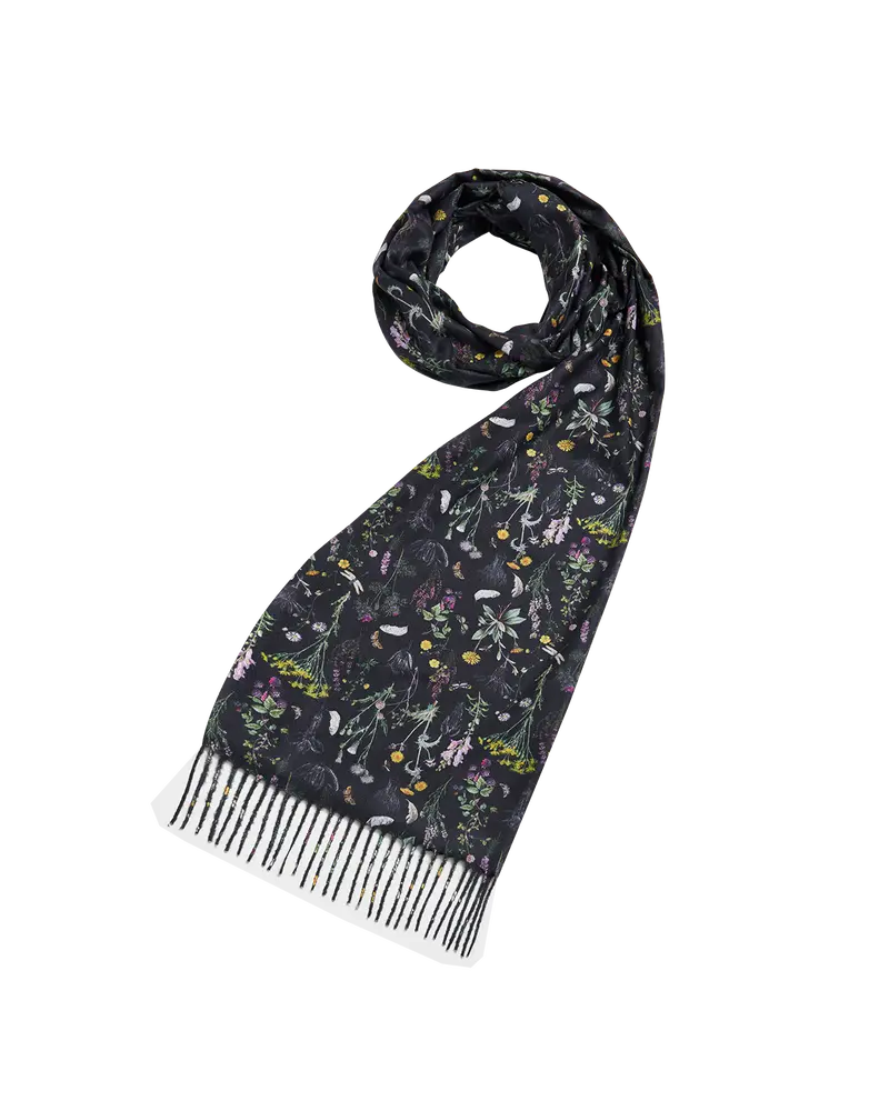 Black Wilderness Scarf 1