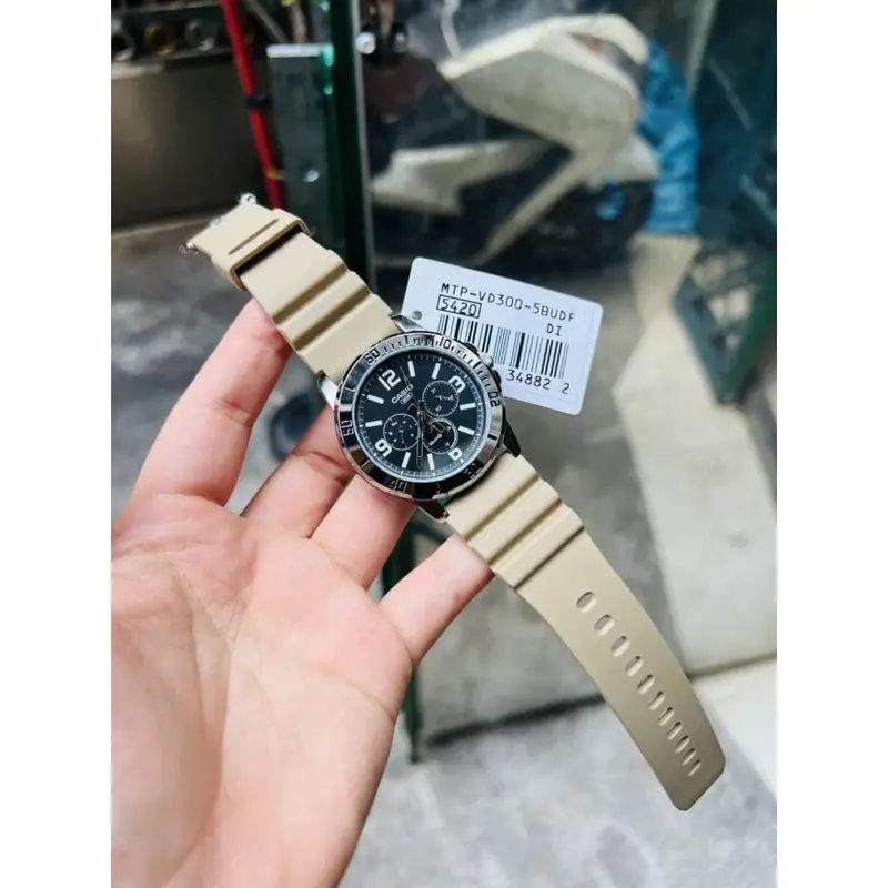 Casio General Black Dial Brown Leather Strap Men Watch Mtp-Vd300-5Budf 2