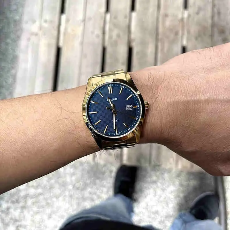 Casio General Blue Dial Gold Stainless Steel Strap Men Watch Mtp-Vd03g-2Audf-P 2