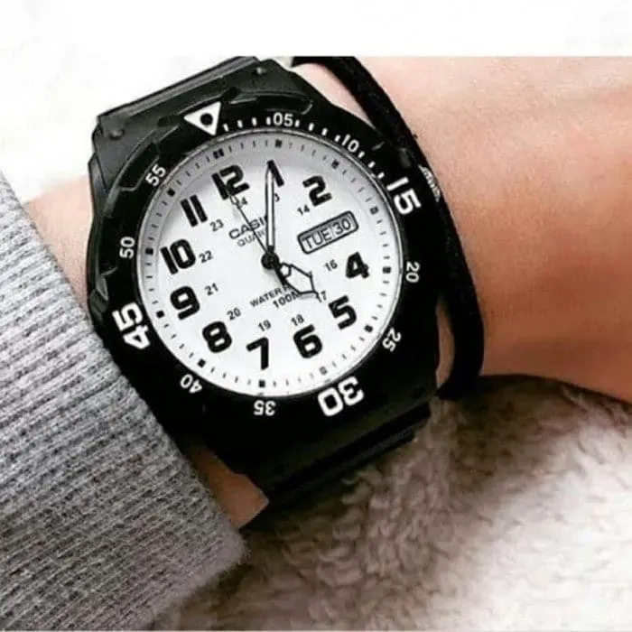 Casio General White Dial With Black Resin Strap Unisex Watch Mrw-200H-7Bvdf-P 2