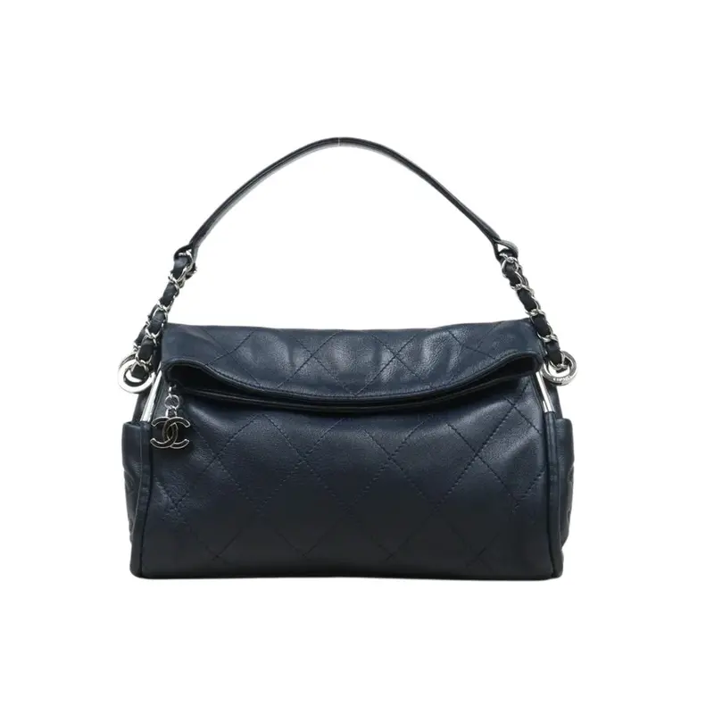 Chanel Lambskin Matrasse Chain Hobo Made In 2008 - 2009 A25101612 (Good Condition) 1