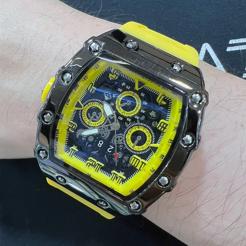 Chronograph Yellow Silicone Strap Men Watch H2-9179G-Bk-Yw 1