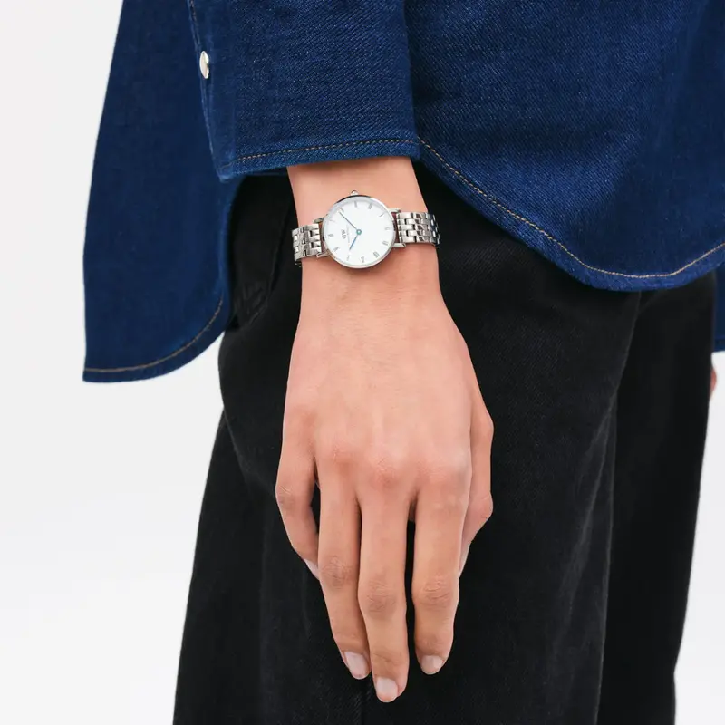 Daniel Wellington Petite Roman Numerals 5-Link Silver Strap Women's Watch Dw00100685 2