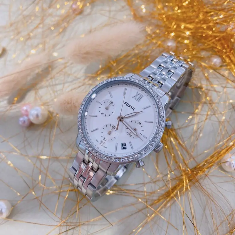 Fossil Neutra White Dial Silver Stainless Steel Strap Women Watch Es5217 1