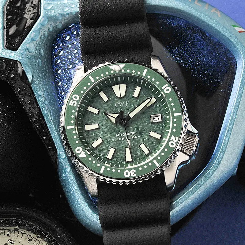 Green Reef - Cwh Special Custom Collective Date Display Stainless Steel Rubber Strap Diver’S Watch Ch-Mod-M19 1