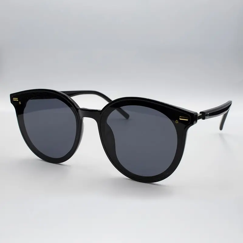 Hyphenate H 0018 Bk-Gy Sunglasses 2