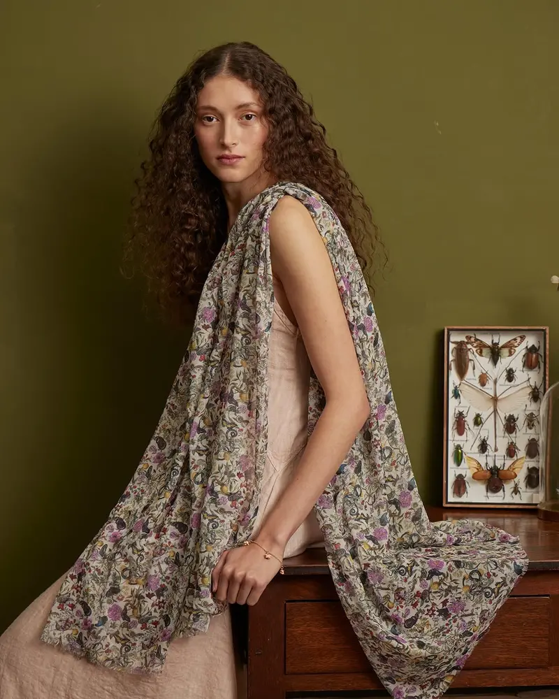 Ivory Floral Engravings Lightweight Scarf 2