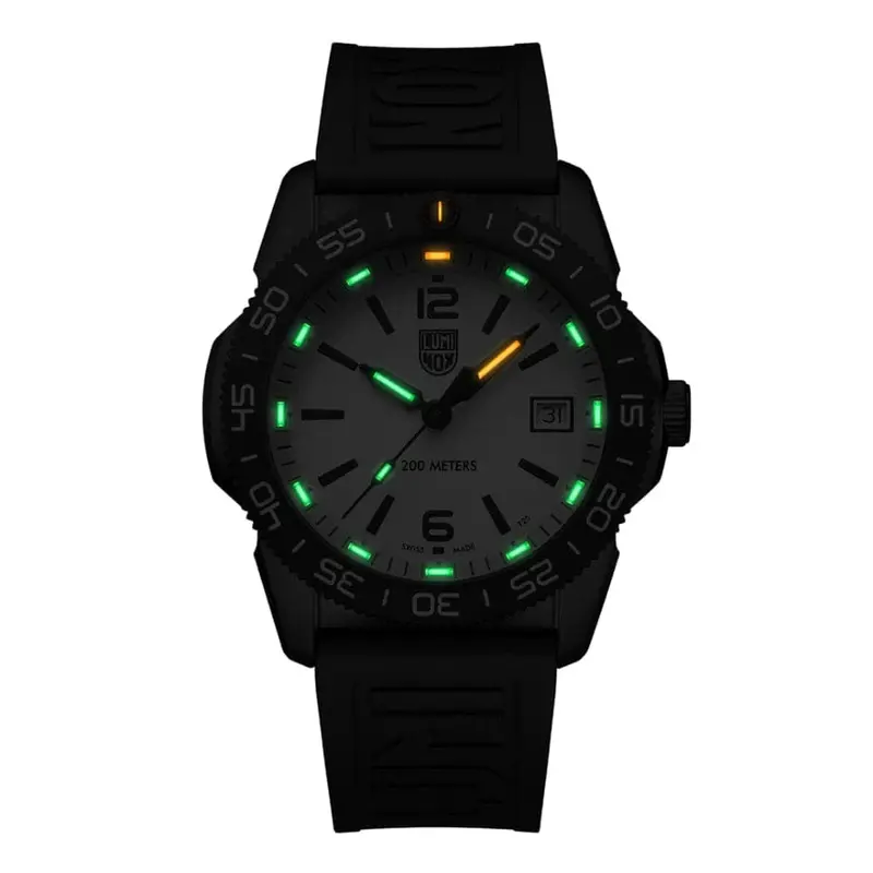 Luminox Consign White Dial Black Rubber Strap Men Watch Lm3127.M 2