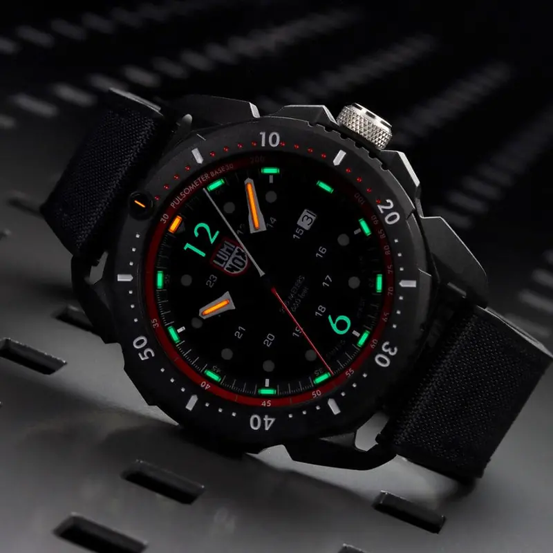 Luminox Ice-Sar Black Dial And Rubber Strap Men Watch Lm1051 2