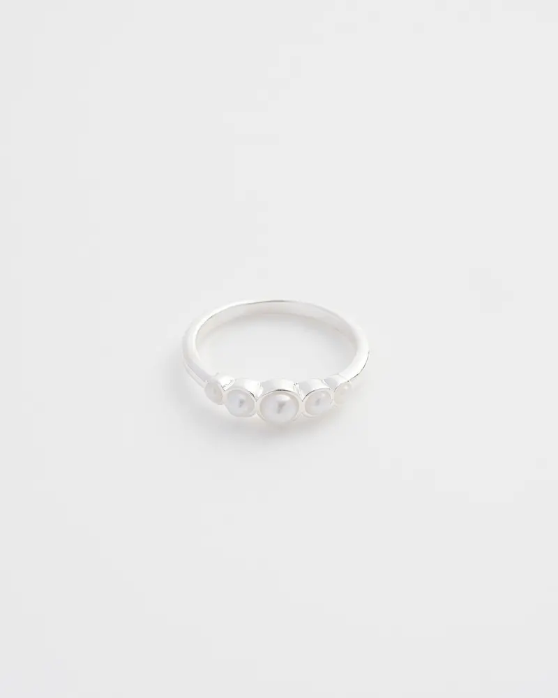 Pearl Silver Ring 2