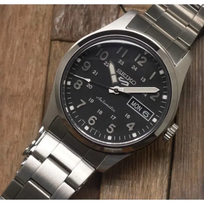 Seiko 5 Black Dial Silver Stainless Steel Strap Men Watch Srpj81k1 2