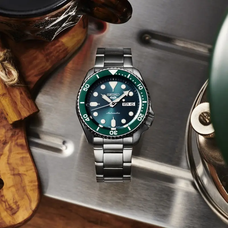 Seiko 5 Sports Blue Green Dial Steel Men's Watch Srpd61k1p 1