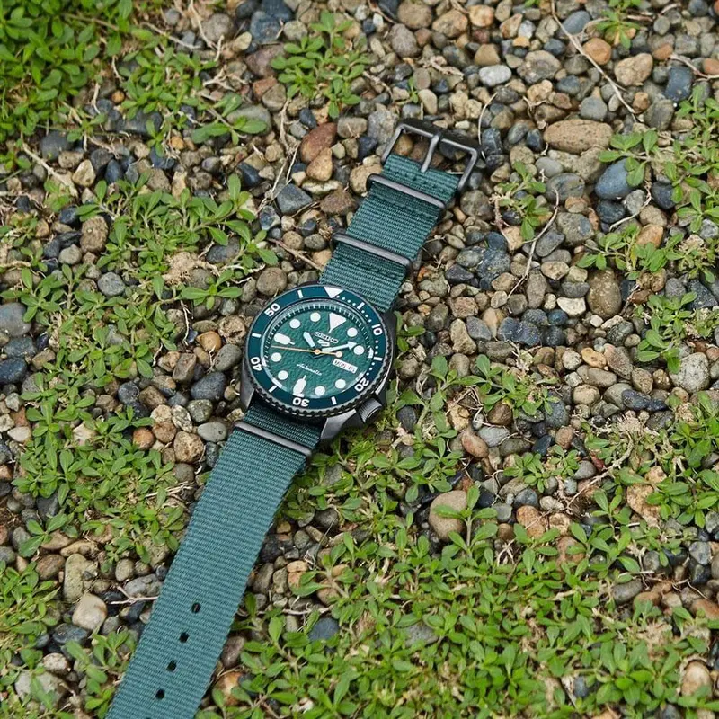 Seiko 5 Sports Srpd77k1 Men's Watch 2