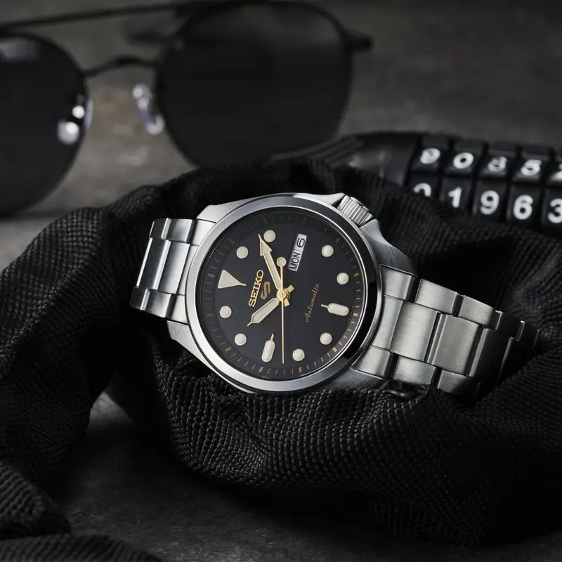 Seiko 5 Sports Srpe57k1 Men's Watch 1