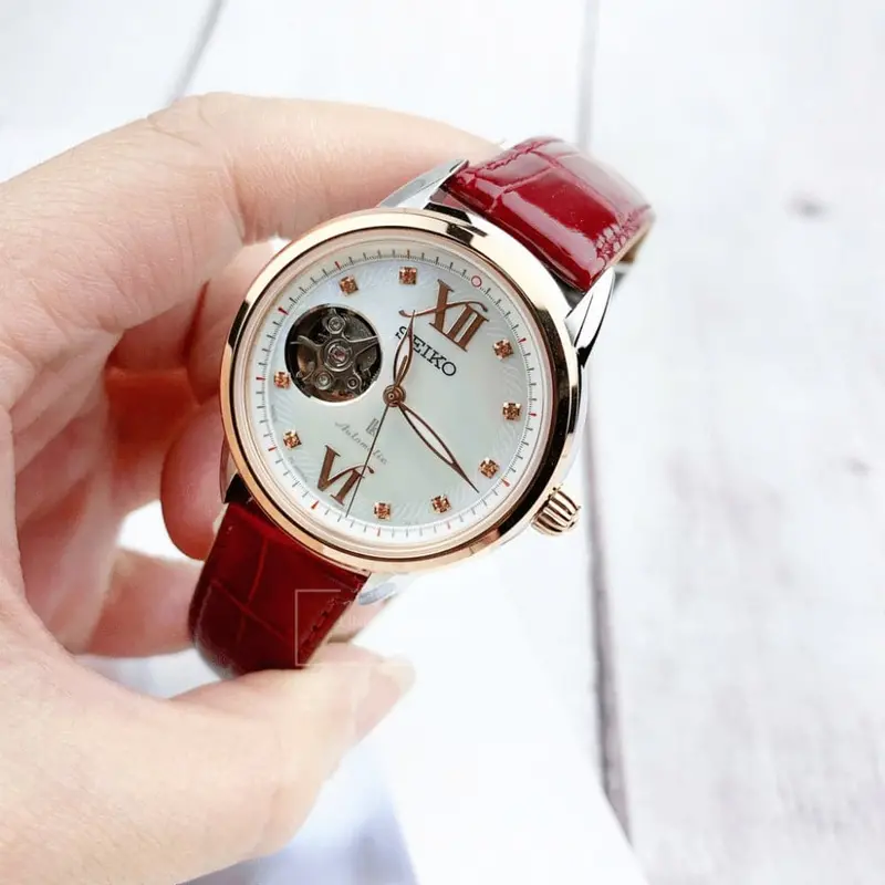 Seiko Lukia Ssa790j1 Red Leather Women's Watch 2