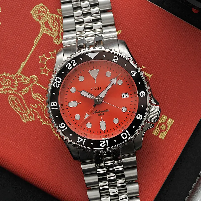 Sunburst - Cwh Special Custom Collective Gmt Date Display Silver Stainless Steel Men’S Automatic Watch Ch-Mod-M21 1
